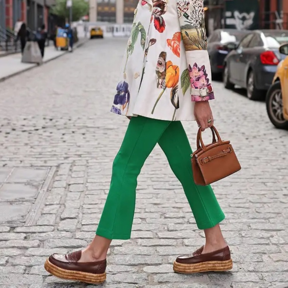 Tuckernuck Emerald Green Cropped Boot-Cut Pants